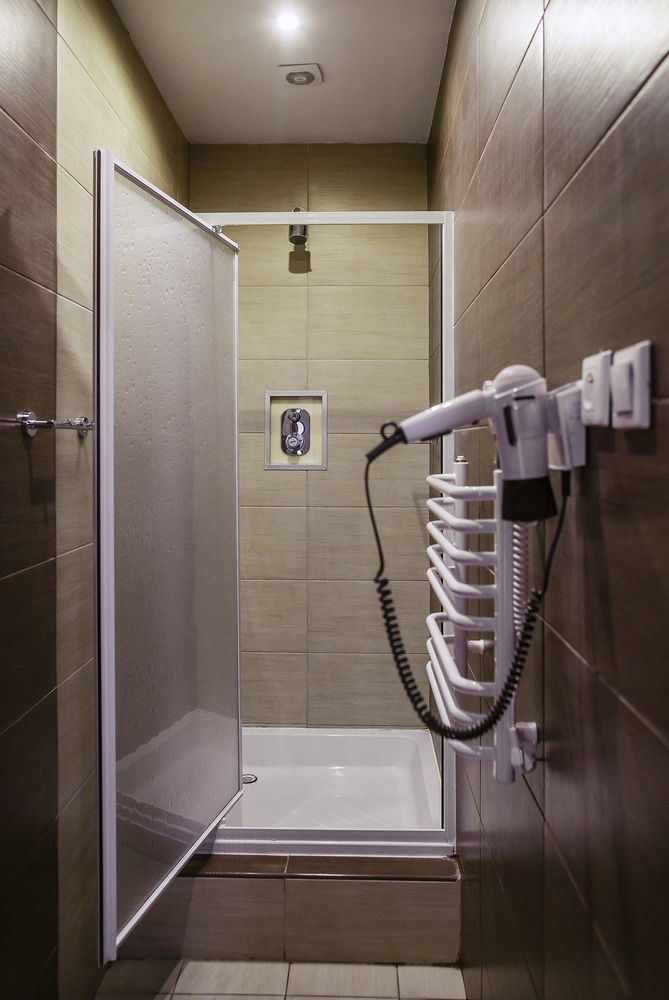 Boutique Hostel Лодз Екстериор снимка