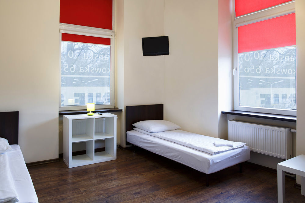 Boutique Hostel Лодз Екстериор снимка