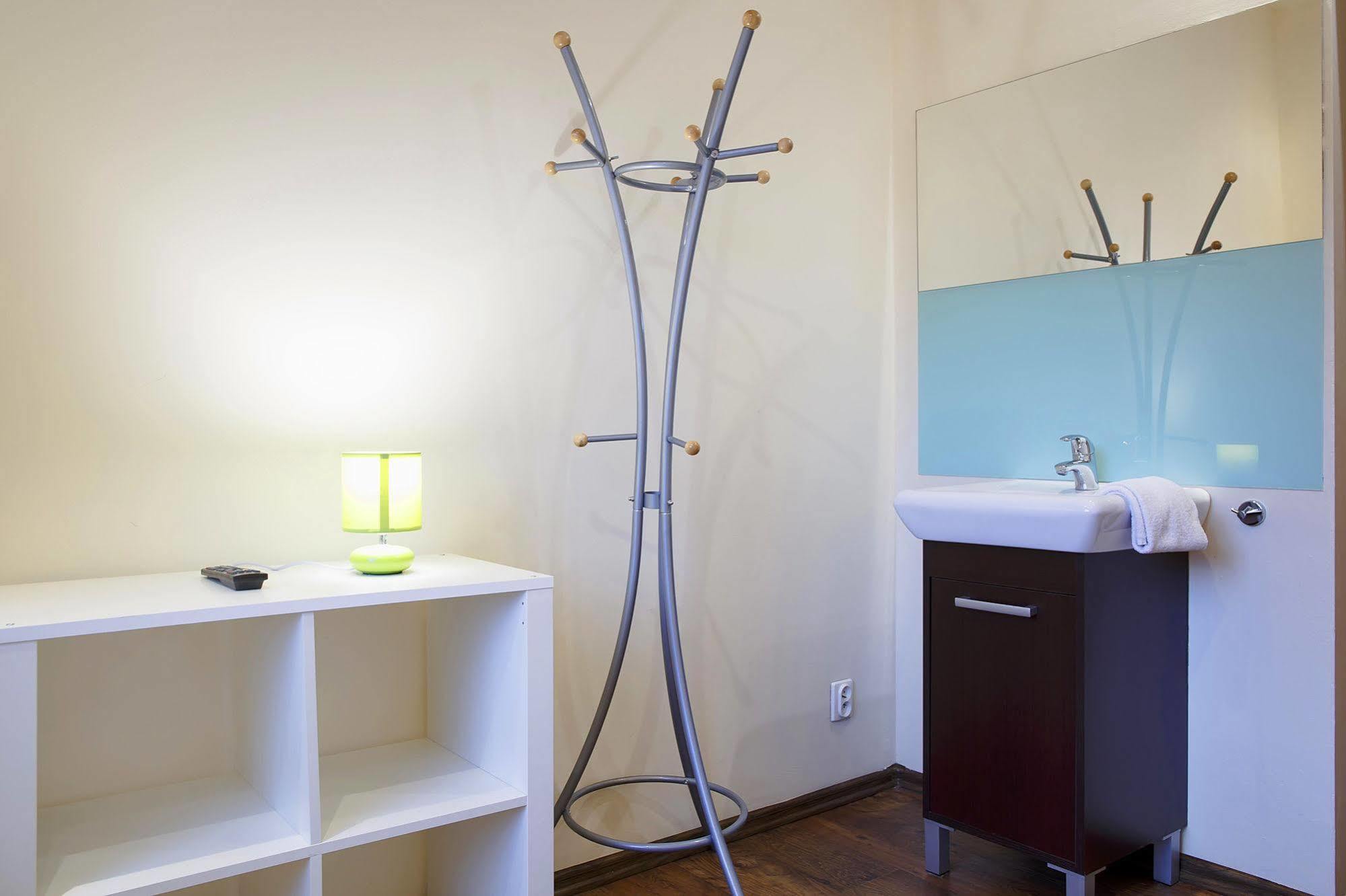 Boutique Hostel Лодз Екстериор снимка
