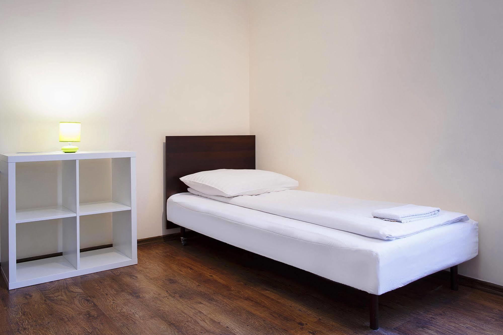Boutique Hostel Лодз Екстериор снимка