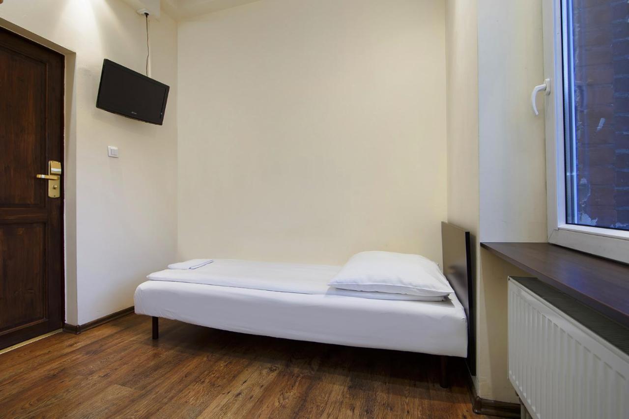 Boutique Hostel Лодз Екстериор снимка